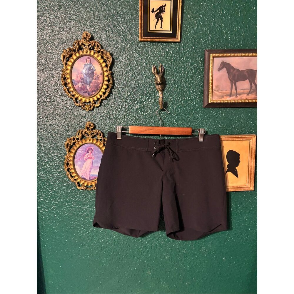 Carve Designs Black Board Shorts Womens Sz 6